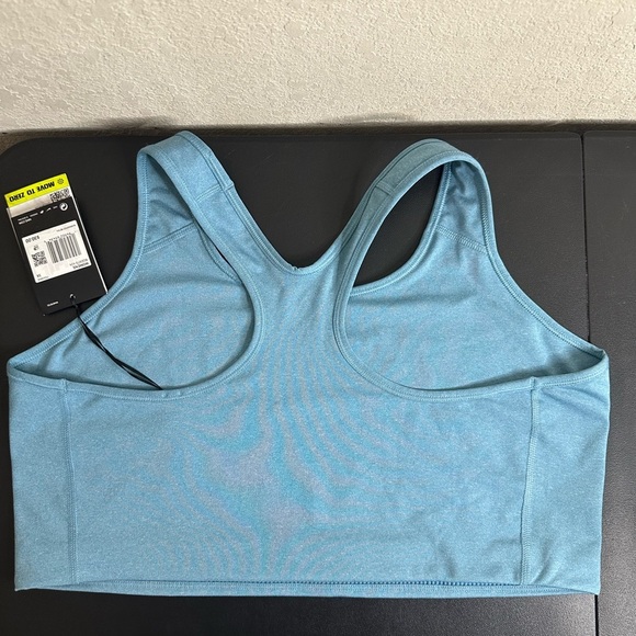 Sold Nike Dri-FIT Medium Support Sports Bra Cerulean Size 3X NWT - Picture 2 of 3